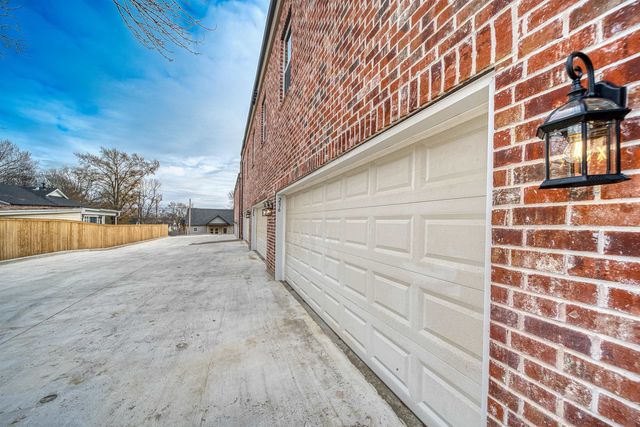 200 E WASHINGTON AVE, Covington, TN 38019