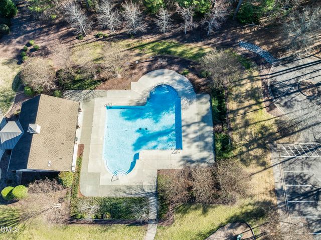 4 Green Springs Court, Durham, NC 27713