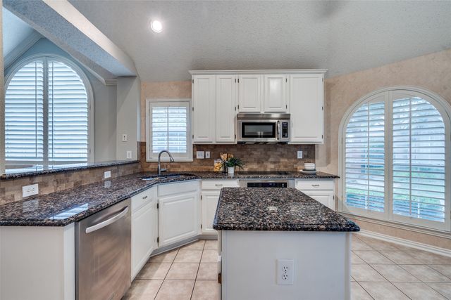 14592 Evergreen Court, Addison, TX 75001