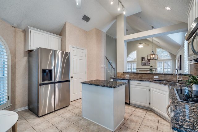 14592 Evergreen Court, Addison, TX 75001