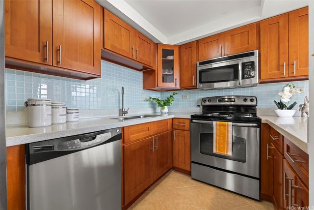 2499 Kapiolani Boulevard 2201, Honolulu, HI 96826