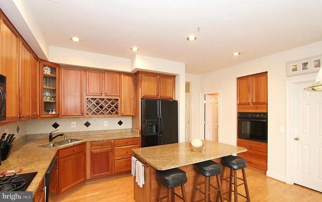 537 LONGHORN CRES, Rockville, MD 20850