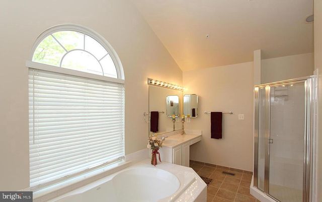 537 LONGHORN CRES, Rockville, MD 20850