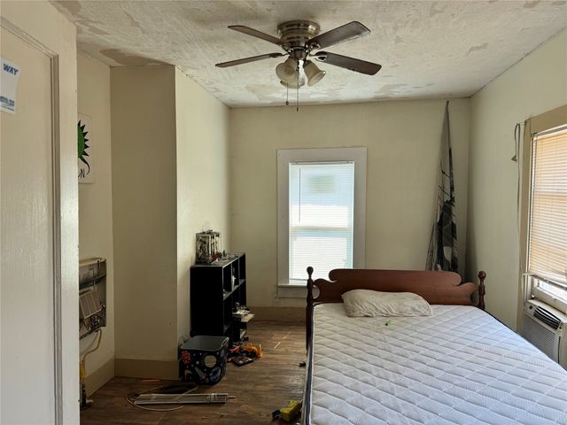 308 E 4th Street, Coleman, TX 76834