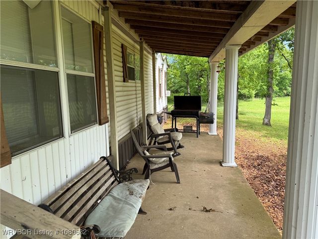 465207 HWY 141, Gans, OK 74936