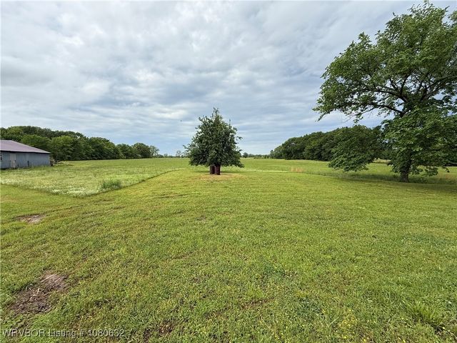 465207 HWY 141, Gans, OK 74936