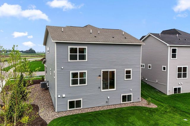 1005 Annagaire Curve, Rosemount, MN 55068