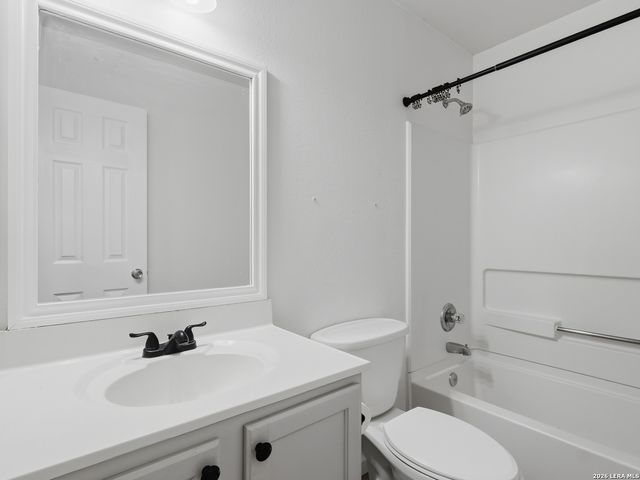 2215 Mission View, San Antonio, TX 78223