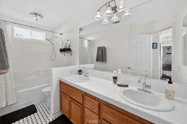 32246 Big Oak Lane, Castaic, CA 91384