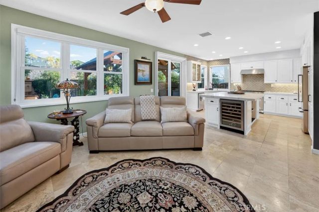 32246 Big Oak Lane, Castaic, CA 91384