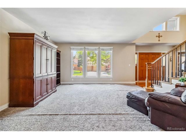 2154 S Parfet Dr, Lakewood, CO 80227