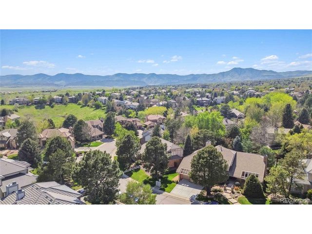 2154 S Parfet Dr, Lakewood, CO 80227