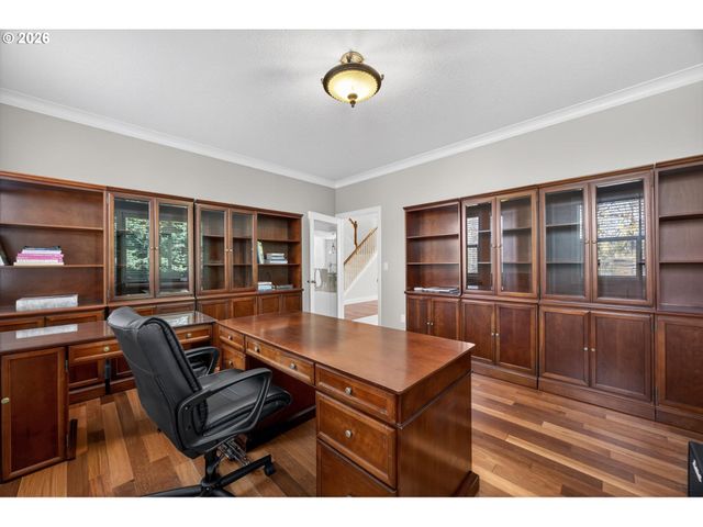 12615 Sw 21ST Ct, Lake Oswego, OR 97035