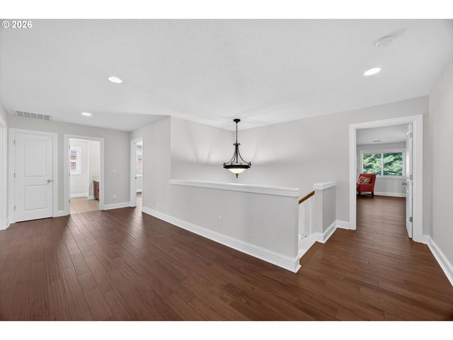 12615 Sw 21ST Ct, Lake Oswego, OR 97035