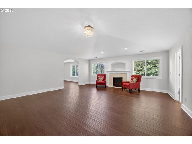 12615 Sw 21ST Ct, Lake Oswego, OR 97035