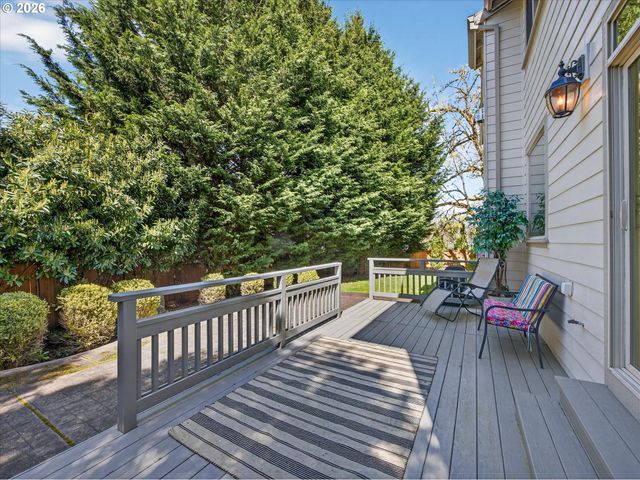 12615 Sw 21ST Ct, Lake Oswego, OR 97035