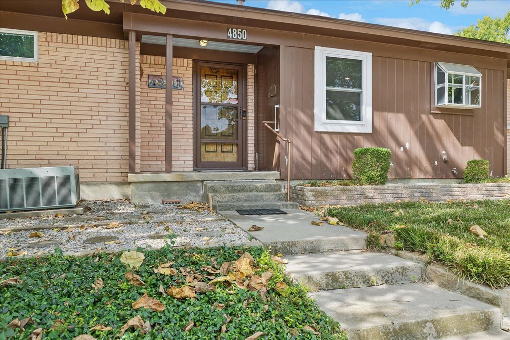 4850 Westcreek Drive, Fort Worth, TX 76133 — photo 3