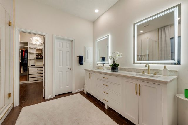 8711 Weston Lane, Lantana, TX 76226