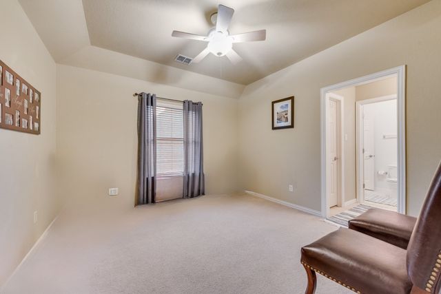 8711 Weston Lane, Lantana, TX 76226