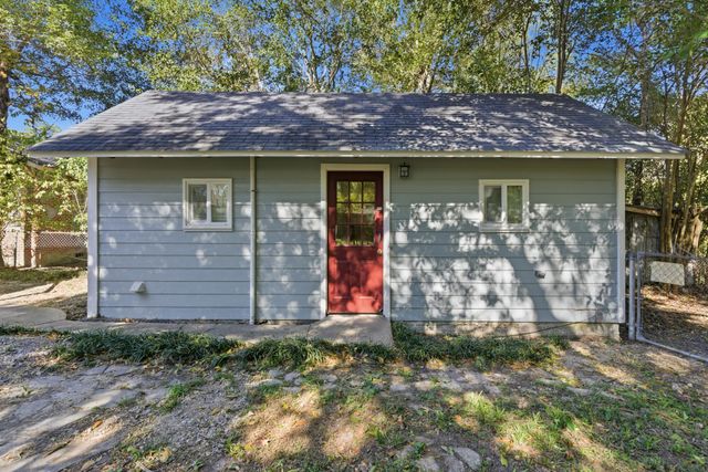 115 Kimball Ave., Hattiesburg, MS 39401