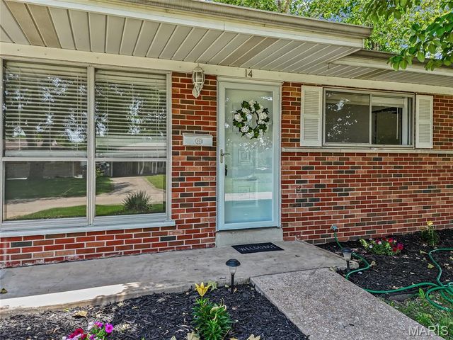 14 Tamma Lane, Hazelwood, MO 63042
