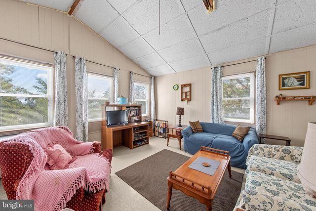 631 BAY AVE, Milford, DE 19963