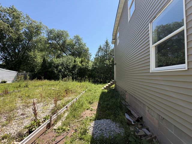 1301 Garland STREET, Allouez, WI 54301