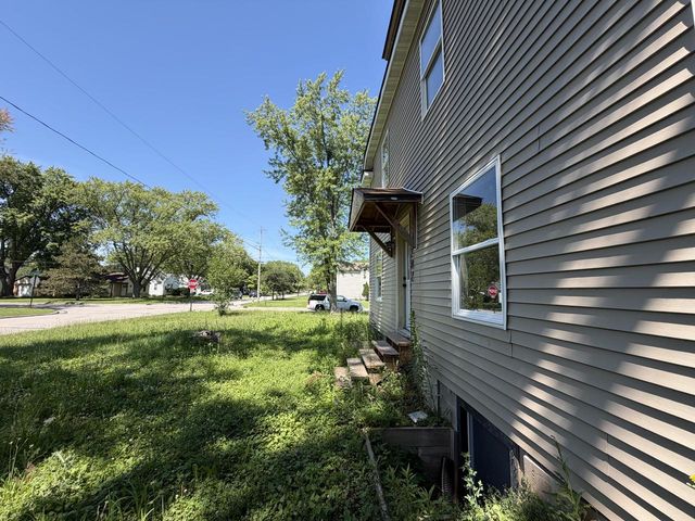 1301 Garland STREET, Allouez, WI 54301