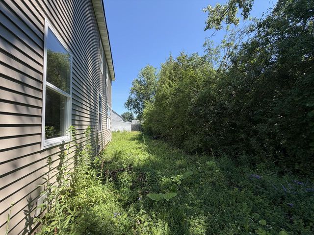 1301 Garland STREET, Allouez, WI 54301