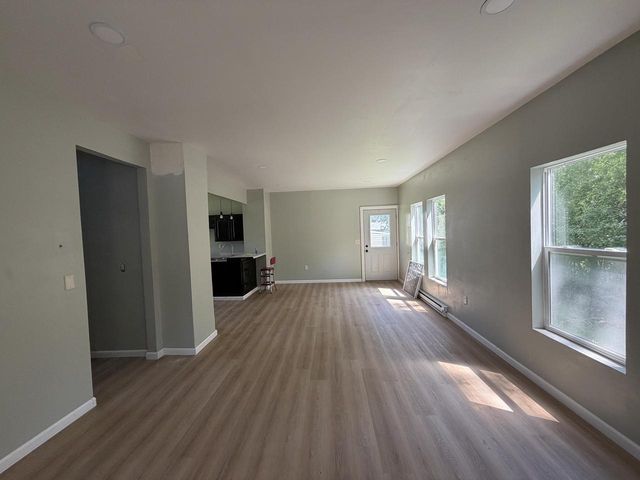 1301 Garland STREET, Allouez, WI 54301