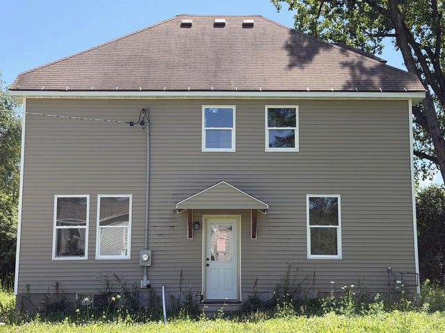 1301 Garland STREET, Allouez, WI 54301
