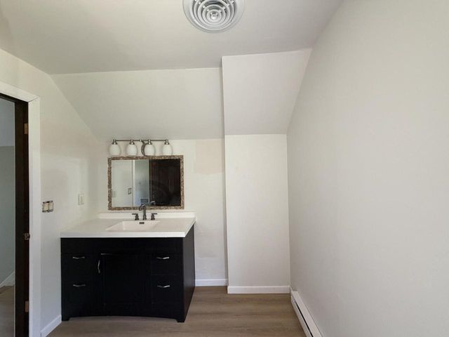 1301 Garland STREET, Allouez, WI 54301