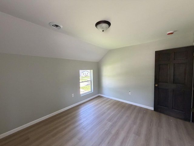 1301 Garland STREET, Allouez, WI 54301