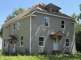 1301 Garland STREET, Allouez, WI 54301