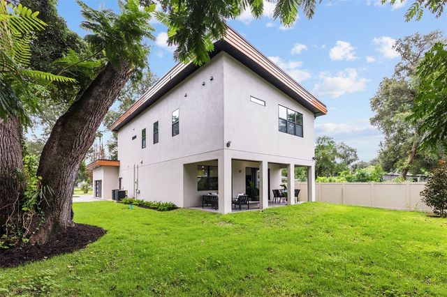 1910 CLOVERLAWN AVENUE, Orlando, FL 32806