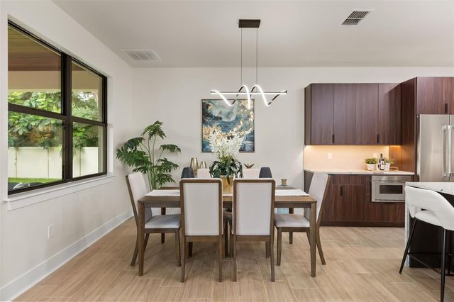 1910 CLOVERLAWN AVENUE, Orlando, FL 32806