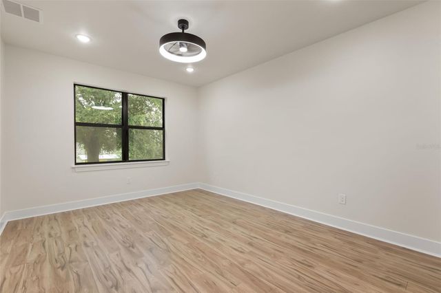 1910 CLOVERLAWN AVENUE, Orlando, FL 32806