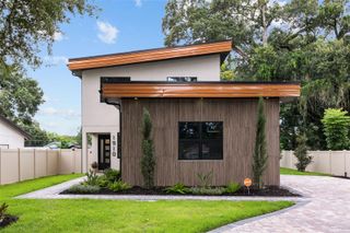 1910 CLOVERLAWN AVENUE, Orlando, FL 32806