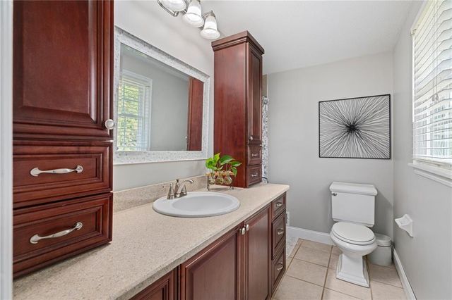 11729 Wyandotte Street, Kansas City, MO 64114