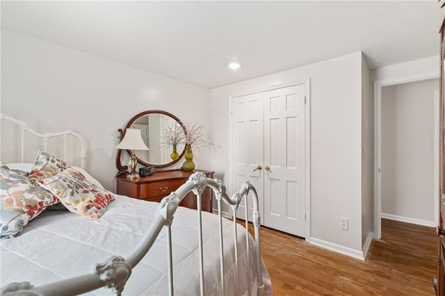 11729 Wyandotte Street, Kansas City, MO 64114