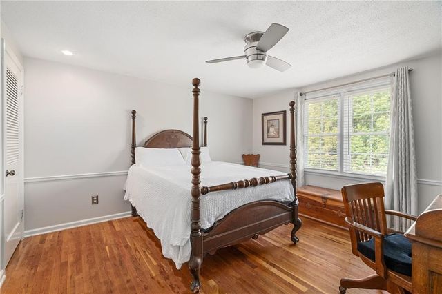 11729 Wyandotte Street, Kansas City, MO 64114