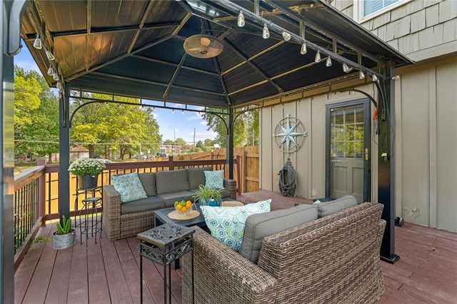 11729 Wyandotte Street, Kansas City, MO 64114