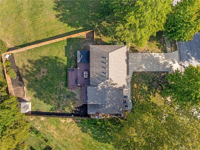 11729 Wyandotte Street, Kansas City, MO 64114