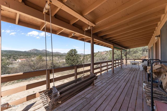17839 S PINON Lane, Peeples Valley, AZ 86332