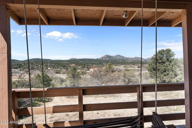 17839 S PINON Lane, Peeples Valley, AZ 86332