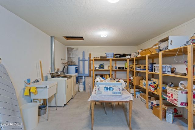 17839 S PINON Lane, Peeples Valley, AZ 86332