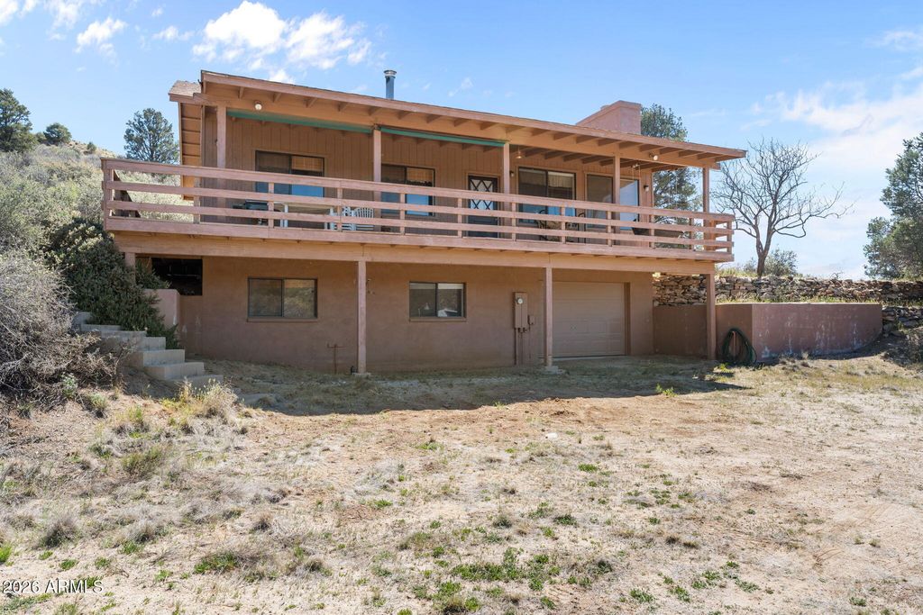 17839 S PINON Lane, Peeples Valley, AZ 86332