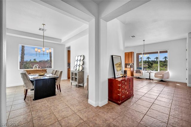 8324 Chapelle Court, Las Vegas, NV 89131
