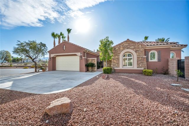 8324 Chapelle Court, Las Vegas, NV 89131