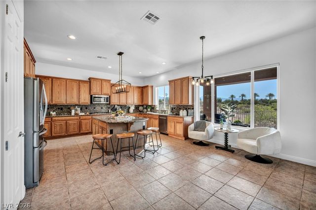 8324 Chapelle Court, Las Vegas, NV 89131